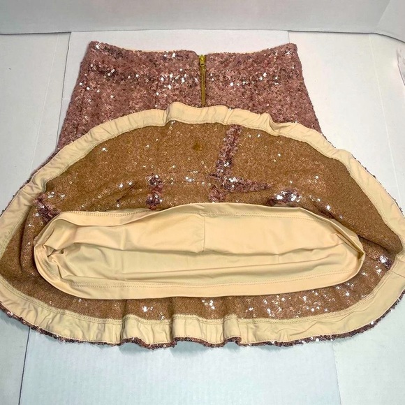 BNWT NASTY GAL ROSE GOLD SEQUIN MINI SKIRT SMALL - Picture 7 of 13